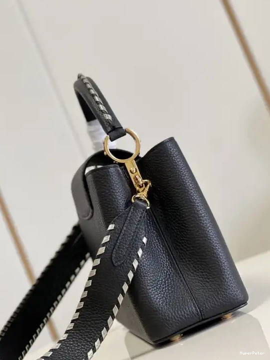 VUITTON LOUIS MM CAPUCINES 0523